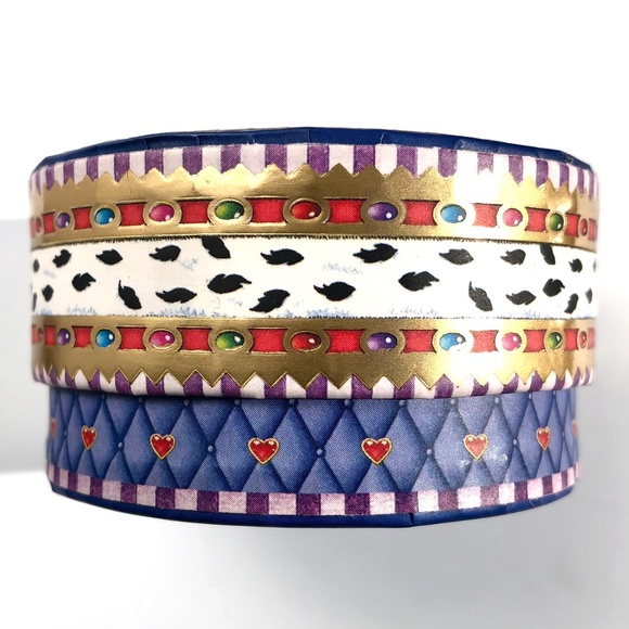 Mary Engelbreit The Queen of Hearts Round Trinket Box Pooch & Sweetheart 32846 - Picture 5 of 10